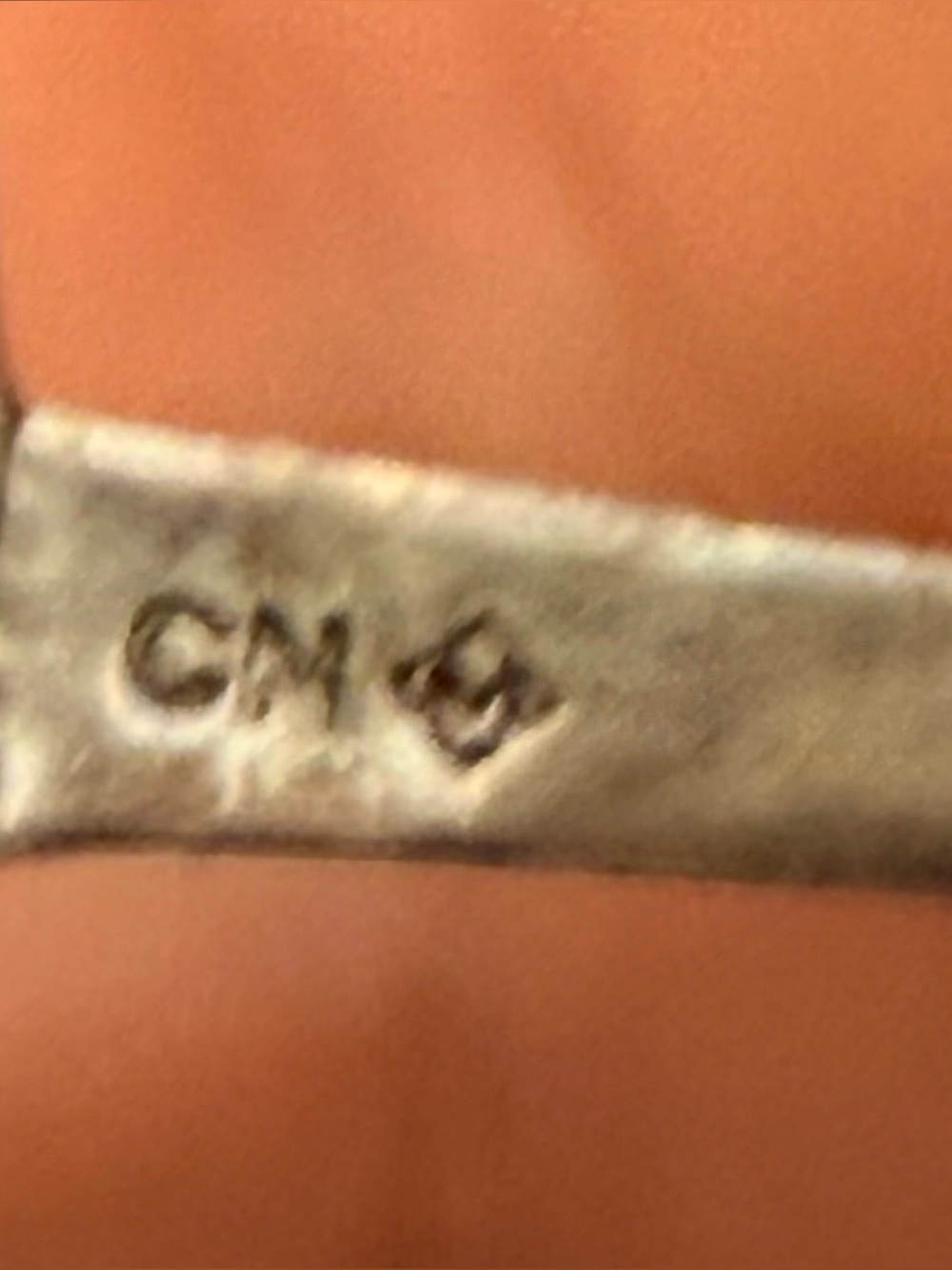 Alphabet B Ring - Picture 5 of 6